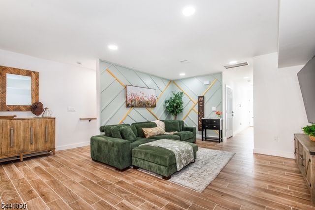 112 19th Ave, Irvington Twp., NJ 07111