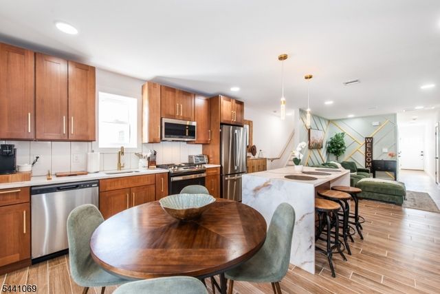 112 19th Ave, Irvington Twp., NJ 07111
