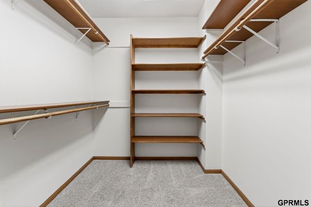 13302 Hillsborough Drive, Omaha, NE 68164