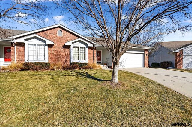 13302 Hillsborough Drive, Omaha, NE 68164