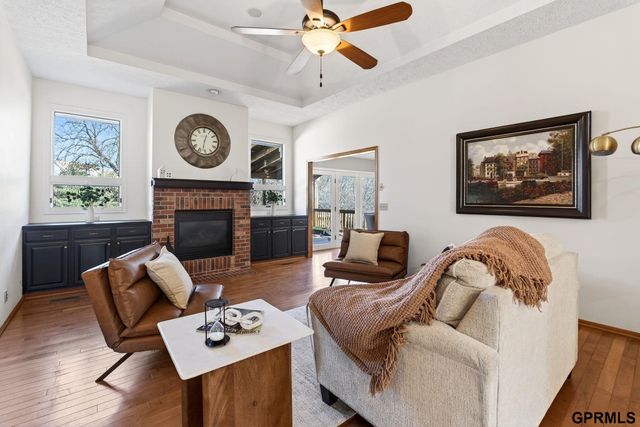 13302 Hillsborough Drive, Omaha, NE 68164