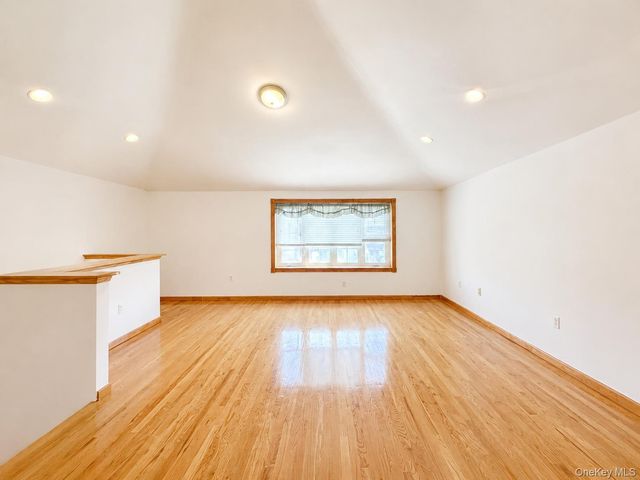 6563 Hull Avenue, Maspeth, NY 11378