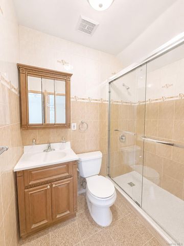 6563 Hull Avenue, Maspeth, NY 11378