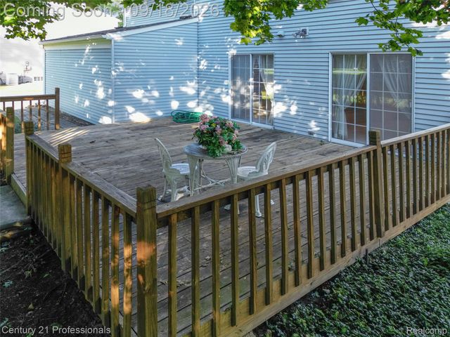 1875 Fordham Drive, Troy, MI 48098