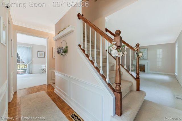 1875 Fordham Drive, Troy, MI 48098