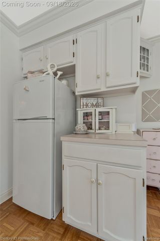 1875 Fordham Drive, Troy, MI 48098