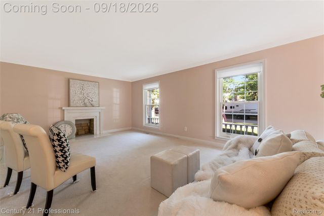 1875 Fordham Drive, Troy, MI 48098