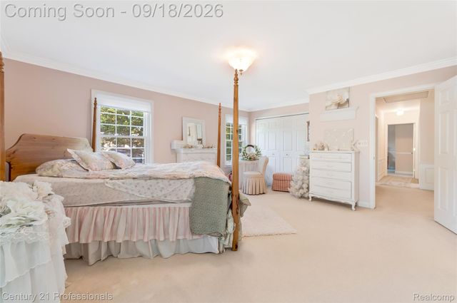 1875 Fordham Drive, Troy, MI 48098