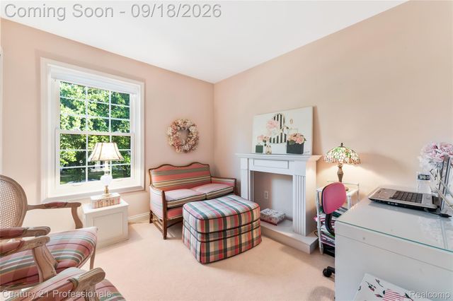 1875 Fordham Drive, Troy, MI 48098