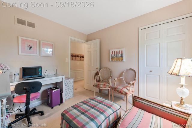 1875 Fordham Drive, Troy, MI 48098