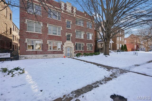 4228 McPherson Avenue 213, St Louis, MO 63108