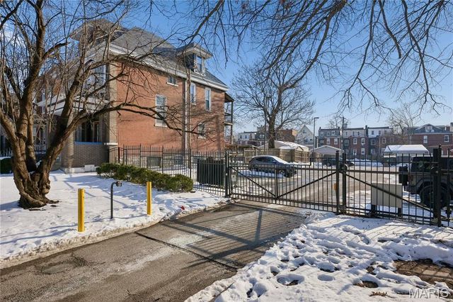 4228 McPherson Avenue 213, St Louis, MO 63108