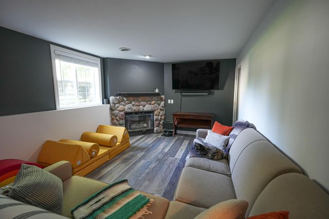 2063 Rambling Oak Drive, Muskegon Twp, MI 49445