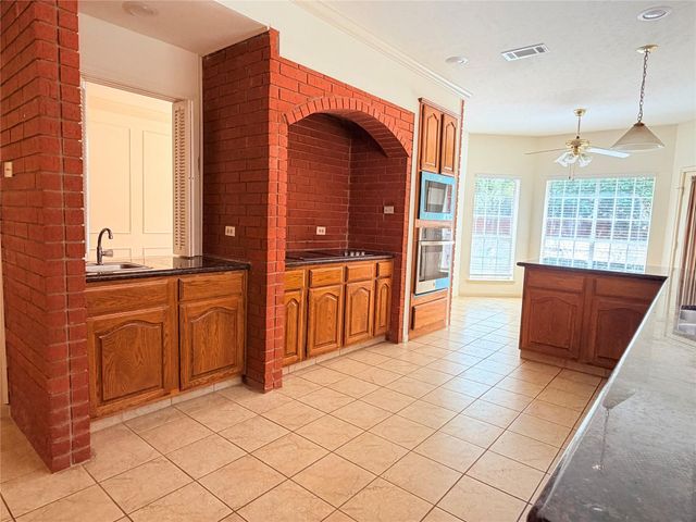 3306 Vista Lake Drive, Sugar Land, TX 77478