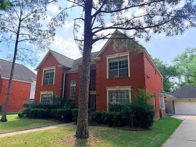 3306 Vista Lake Drive, Sugar Land, TX 77478