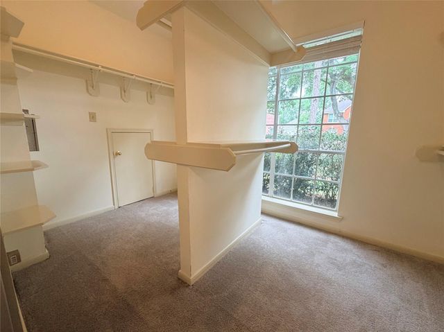 3306 Vista Lake Drive, Sugar Land, TX 77478