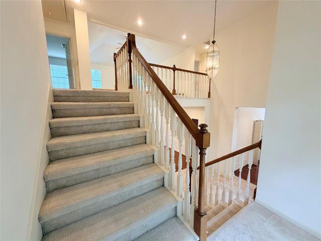 3306 Vista Lake Drive, Sugar Land, TX 77478