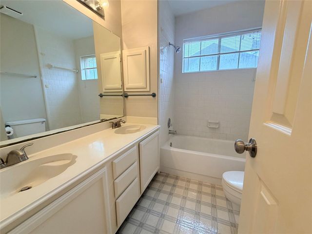 3306 Vista Lake Drive, Sugar Land, TX 77478