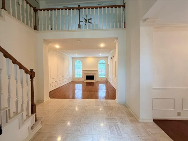 3306 Vista Lake Drive, Sugar Land, TX 77478