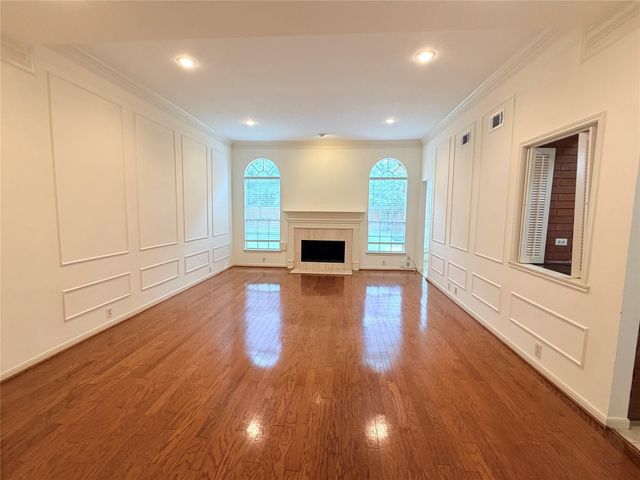 3306 Vista Lake Drive, Sugar Land, TX 77478