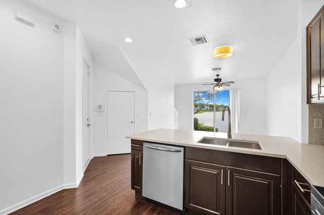1427 NW 34th Way, Lauderhill, FL 33311