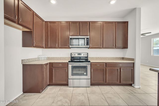 40525 W HELEN Court, Maricopa, AZ 85138