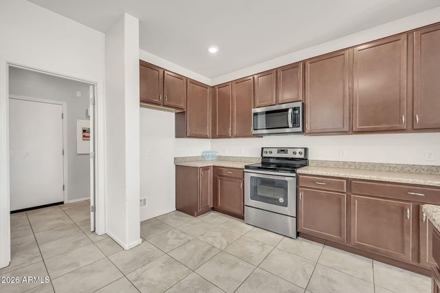 40525 W HELEN Court, Maricopa, AZ 85138