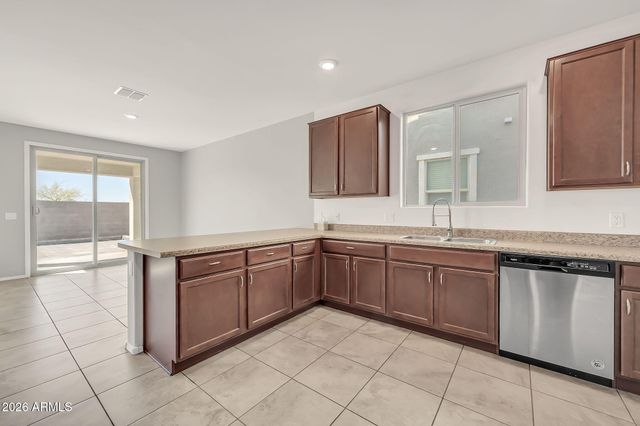 40525 W HELEN Court, Maricopa, AZ 85138