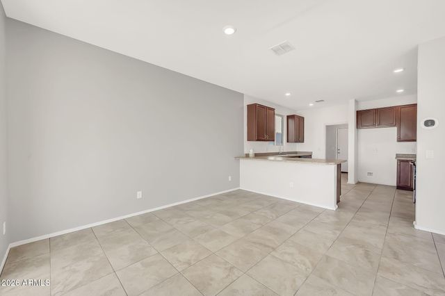 40525 W HELEN Court, Maricopa, AZ 85138