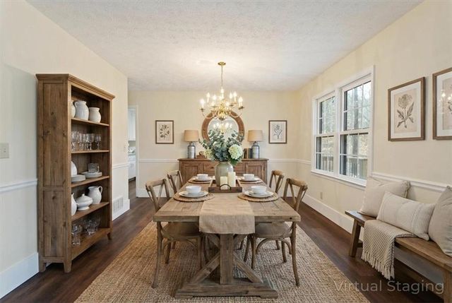 1521 Larkwood Drive, Canton, GA 30114