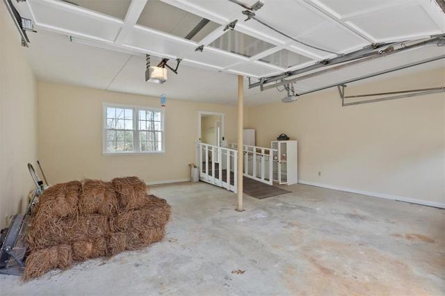 1521 Larkwood Drive, Canton, GA 30114