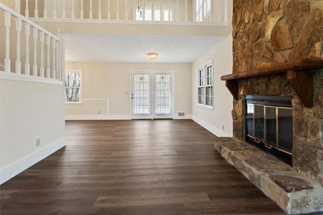 1521 Larkwood Drive, Canton, GA 30114