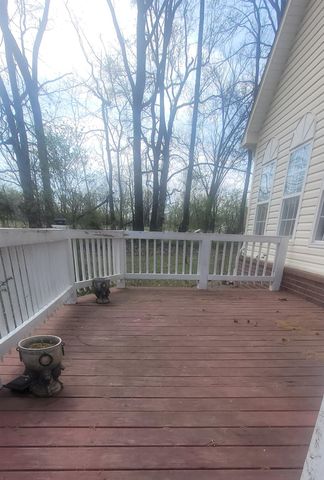 2141 CANDY LN, Burlison, TN 38015