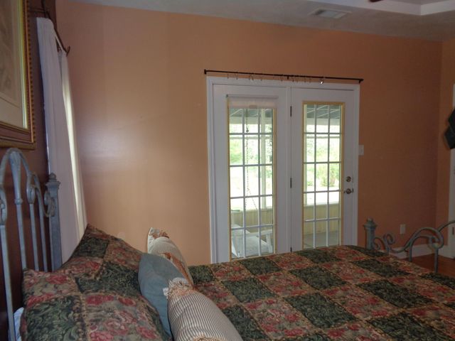2141 CANDY LN, Burlison, TN 38015