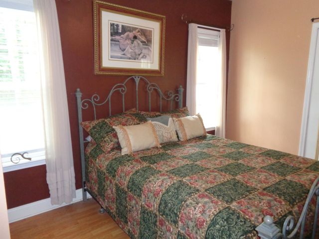 2141 CANDY LN, Burlison, TN 38015