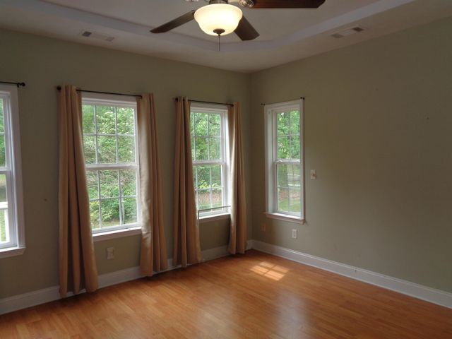 2141 CANDY LN, Burlison, TN 38015