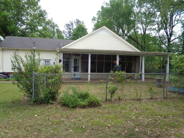 2141 CANDY LN, Burlison, TN 38015