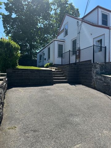 207 Washington St. 1, Quincy, MA 02169