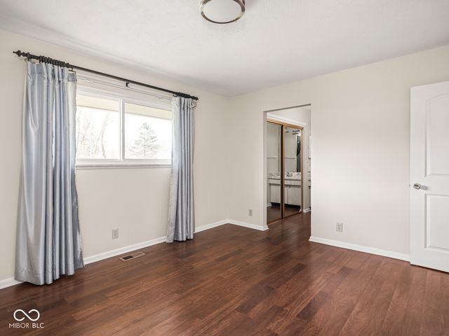 1746 Forsythia Drive, Indianapolis, IN 46219