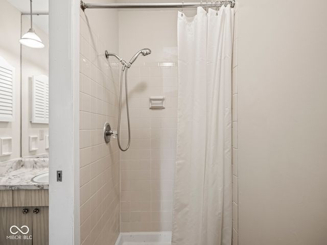 1746 Forsythia Drive, Indianapolis, IN 46219