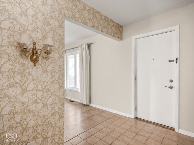 1746 Forsythia Drive, Indianapolis, IN 46219