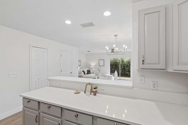 635 6TH AVENUE S, Jacksonville Beach, FL 32250