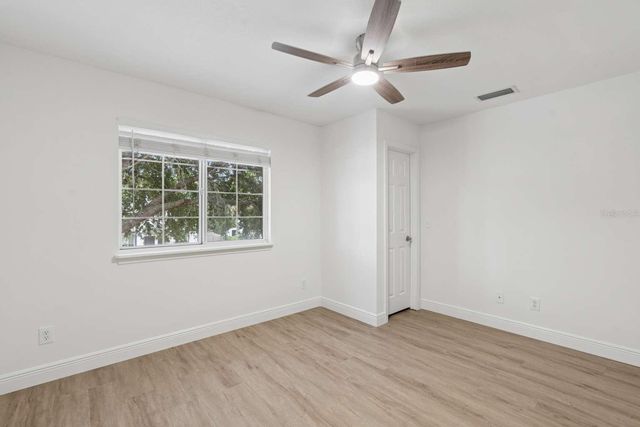 635 6TH AVENUE S, Jacksonville Beach, FL 32250