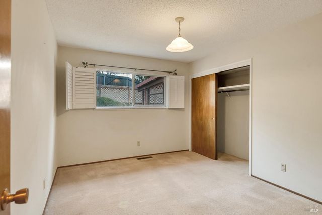 1292 Calle Del Arroyo, Sonoma, CA 95476