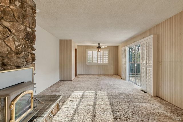 1292 Calle Del Arroyo, Sonoma, CA 95476