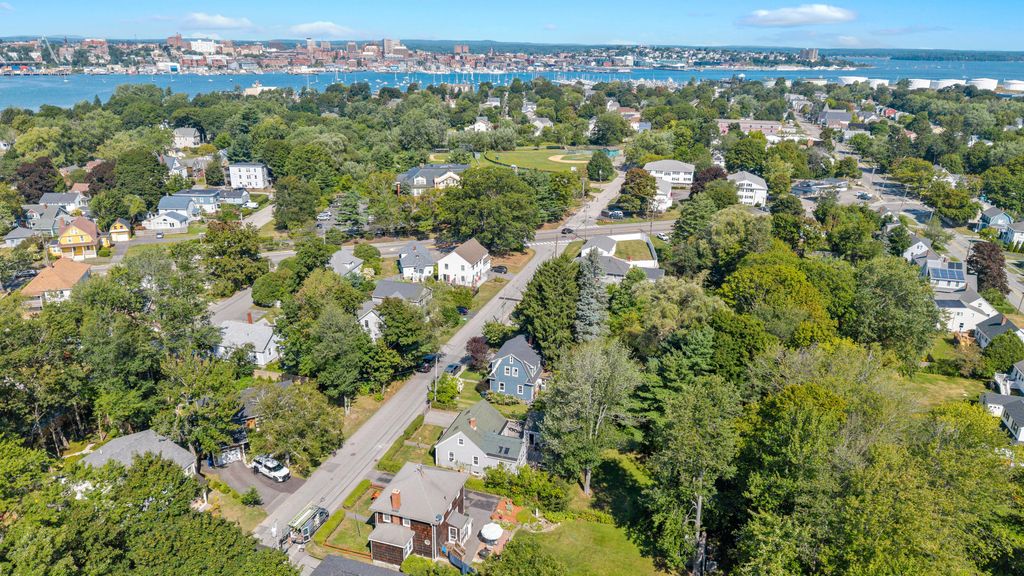 220 Pine Street, South Portland, ME 04106 — photo 2