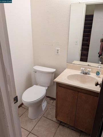506 Chabre Ct, El Sobrante, CA 94803