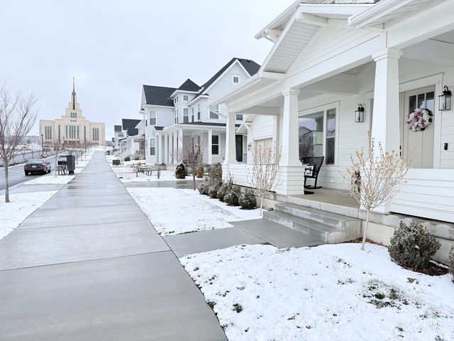 552 W FOUNDERS BLVD, Saratoga Springs, UT 84045