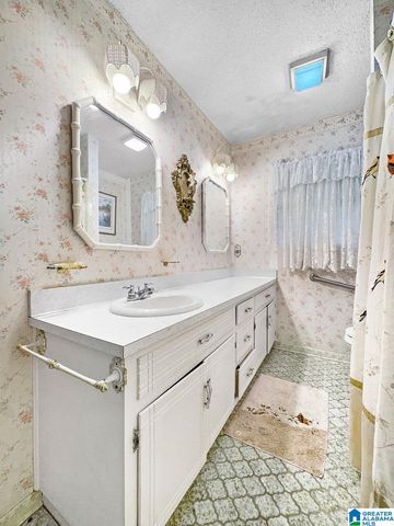 2140 LAKESIDE DRIVE, Mccalla, AL 35111