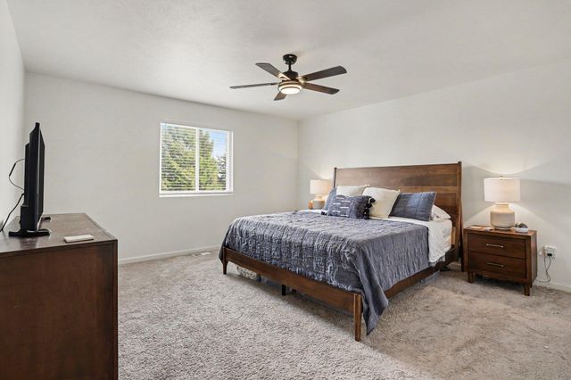 1637 Tea Pond Court, Vicksburg Vllg, MI 49097